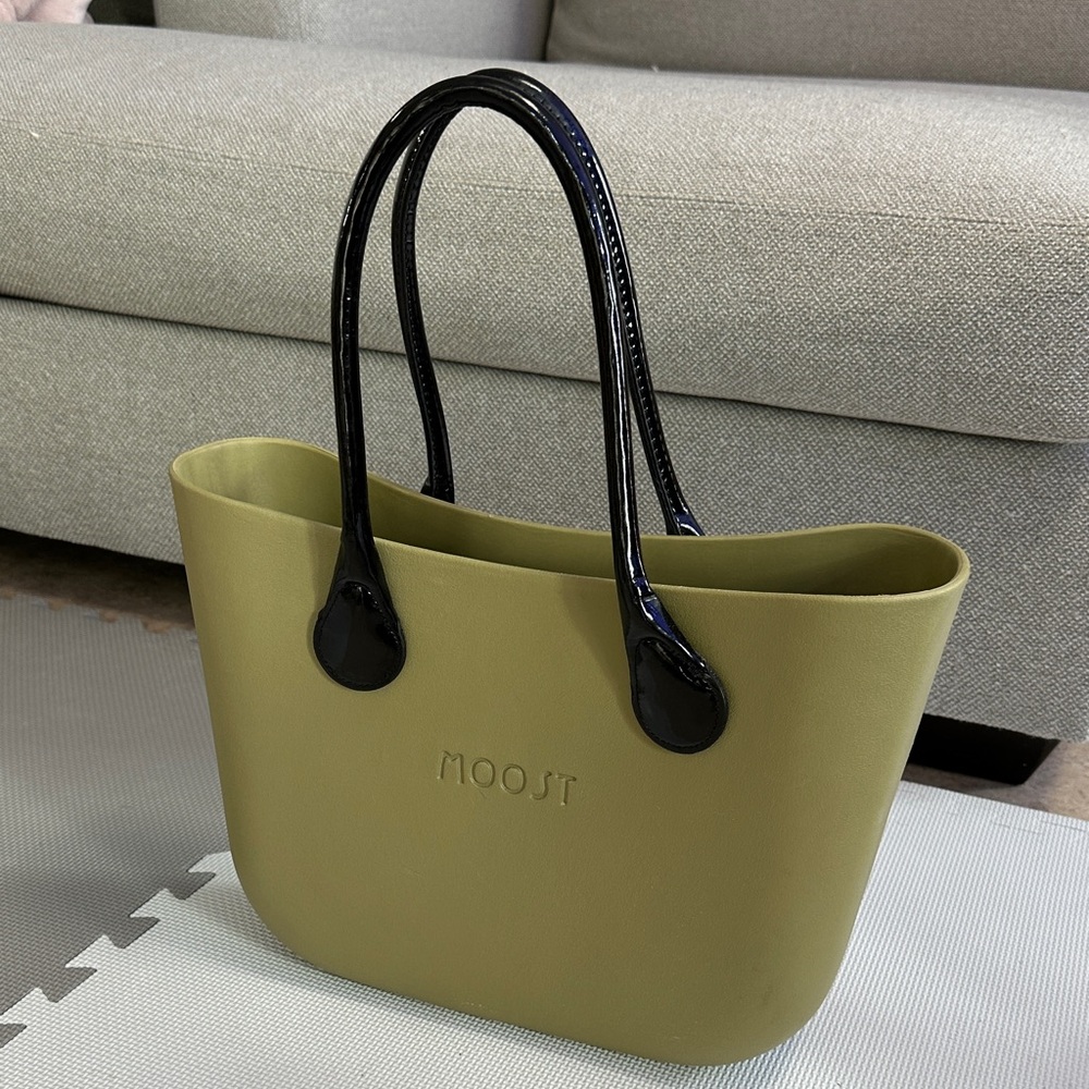 Moost Green Tote Bag With Black Handles